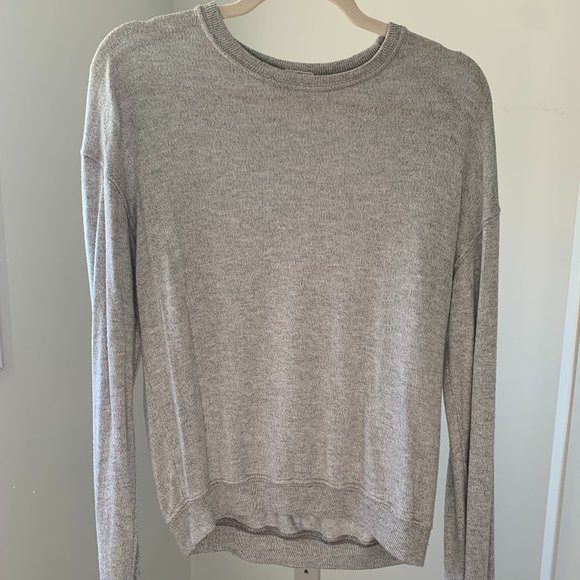 Brandy Melville Heather Grey Sweater - Picture 1 of 3